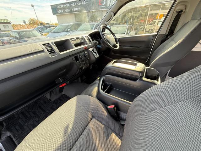 ハイエースワゴン ＤＸ　左側パワースライドドア（30枚目）