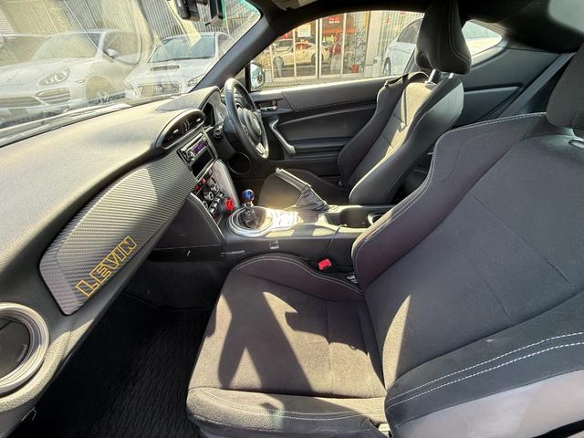 86 GT 6MT プレミア社1年保証付 ETC ドラレコ前後 スマートキー(16枚目)