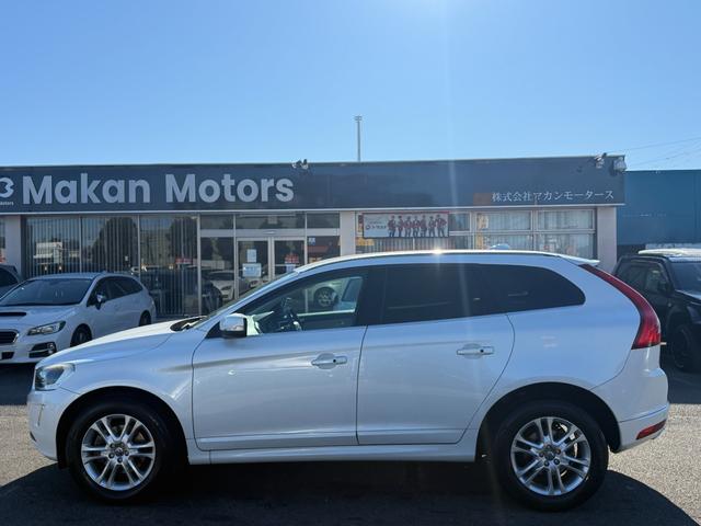 ＸＣ６０ Ｄ４　ＳＥ　プレミア社１年保証付　ヒーター付パワーレザーシート　バックカメラ　ＥＴＣ　スマートキー　ディーゼル（9枚目）