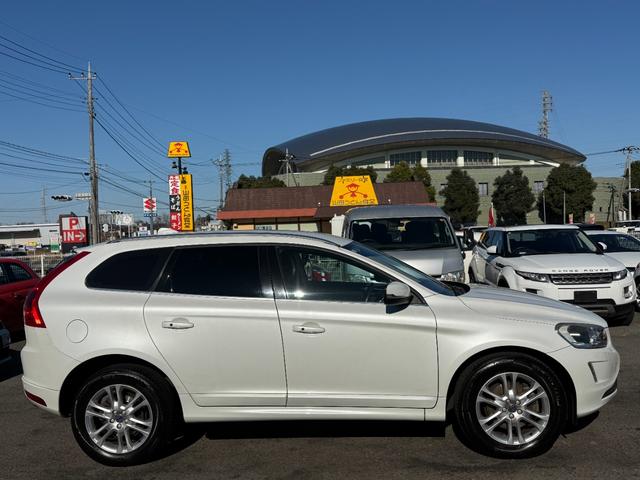 ＸＣ６０ Ｄ４　ＳＥ　プレミア社１年保証付　ヒーター付パワーレザーシート　バックカメラ　ＥＴＣ　スマートキー　ディーゼル（13枚目）