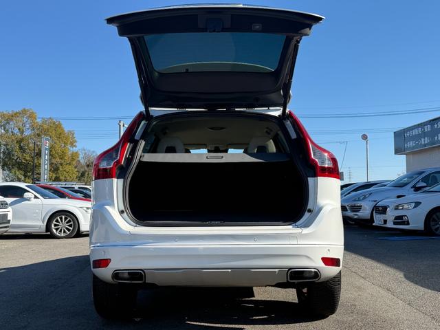 ＸＣ６０ Ｄ４　ＳＥ　プレミア社１年保証付　ヒーター付パワーレザーシート　バックカメラ　ＥＴＣ　スマートキー　ディーゼル（15枚目）