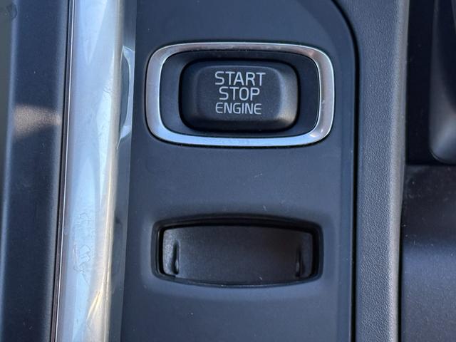 ＸＣ６０ Ｄ４　ＳＥ　プレミア社１年保証付　ヒーター付パワーレザーシート　バックカメラ　ＥＴＣ　スマートキー　ディーゼル（27枚目）