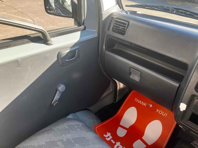 キャリイトラック ＦＣ農繁仕様　４ＷＤ　ＭＴ　アルミホイール　エアコン（5枚目）