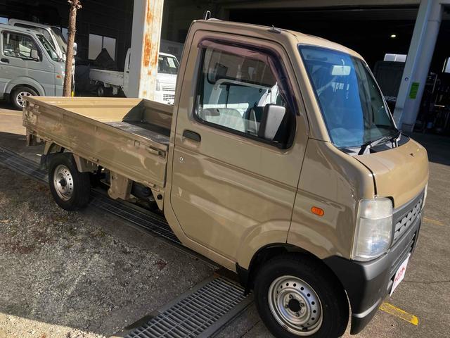 キャリイトラック 　４ＷＤ　ＭＴ　エアコン　カセット（4枚目）