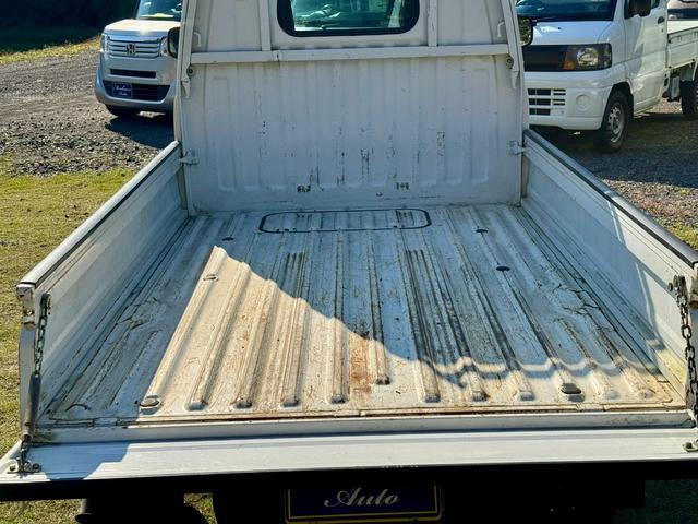 ミニキャブトラック VXスペシャルエディション パートタイム4WD(HI/LO) エアコン・パワステ 専用ホワイトスチールホイール フォグランプ(20枚目)