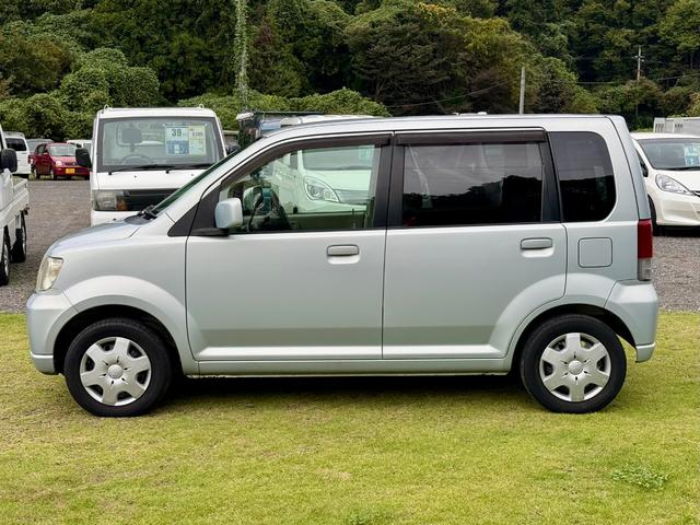 ｅＫワゴン Ｍ　フルフラットシート　エアーバッグ　エアコン　パワステ　キーレス　ベンチシート　助手席エアバッグ　衝突安全ボディ（5枚目）