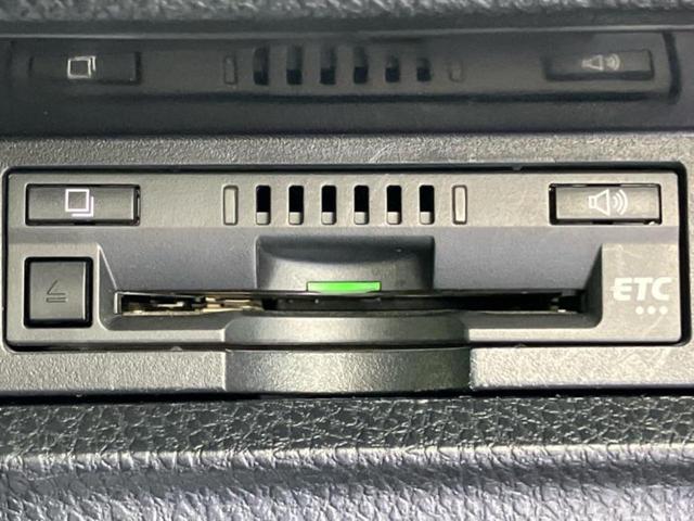 ヴォクシー ＺＳキラメキ３　新品タイヤ／純正　９インチ　メモリーナビ／トヨタセーフティセンス／両側電動スライドドア／車線逸脱防止支援システム／シート　ハーフレザー／パーキングアシスト　バックガイド　衝突被害軽減システム　ＥＴＣ（27枚目）