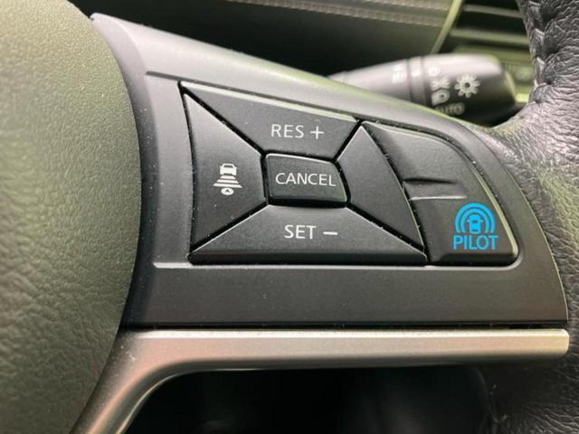 セレナ ｅパワーハイウェイスターＶ　社外　１１インチ　ＳＤナビ／フリップダウンモニター　純正　１１．５インチ／衝突安全装置／両側電動スライドドア／アラウンドビューモニター／車線逸脱防止支援システム　衝突被害軽減システム　全周囲カメラ（27枚目）
