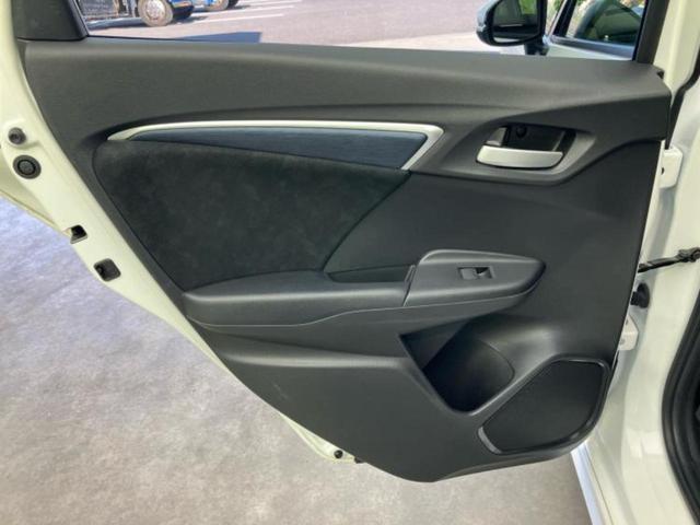 シャトル ハイブリッドX・ホンダセンシング 純正 SDナビ/衝突安全装置/車線逸脱防止支援システム/シート ハーフレザー/パーキングアシスト バックガイド/ヘッドランプ LED/Bluetooth接続/ETC/EBD付ABS バックカメラ(7枚目)