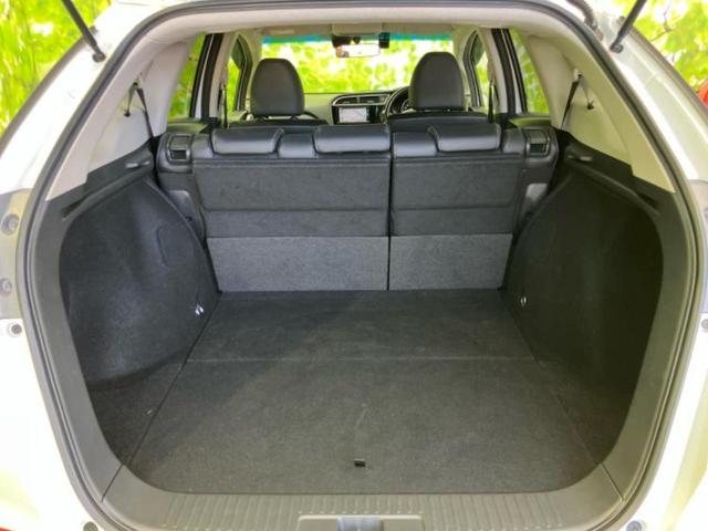 シャトル ハイブリッドX・ホンダセンシング 純正 SDナビ/衝突安全装置/車線逸脱防止支援システム/シート ハーフレザー/パーキングアシスト バックガイド/ヘッドランプ LED/Bluetooth接続/ETC/EBD付ABS バックカメラ(8枚目)