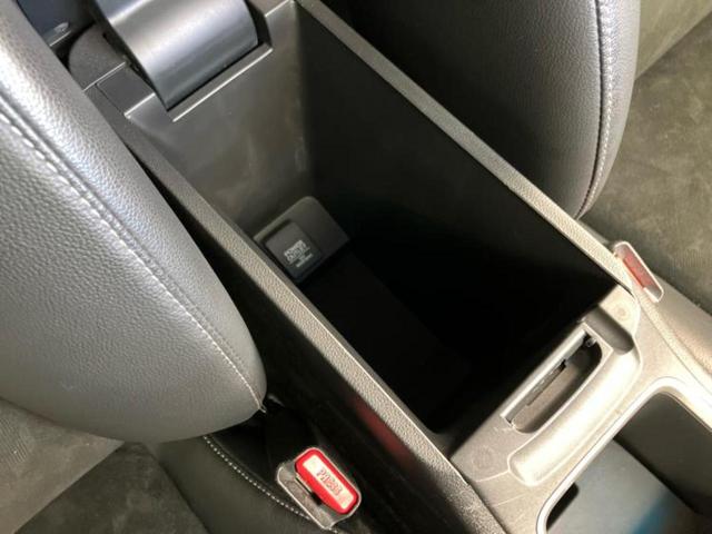 シャトル ハイブリッドX・ホンダセンシング 純正 SDナビ/衝突安全装置/車線逸脱防止支援システム/シート ハーフレザー/パーキングアシスト バックガイド/ヘッドランプ LED/Bluetooth接続/ETC/EBD付ABS バックカメラ(32枚目)