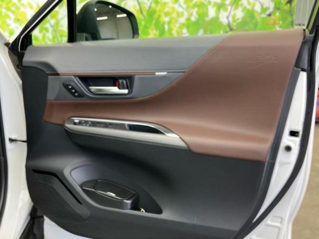 ハリアー Zレザーパッケージ 新品タイヤ/調光パノラマルーフ/JBL/保証書/ディスプレイオーディオ+ナビ12.3インチ/デジタルインナーミラー/トヨタセーフティセンス/シートヒーター 前席/パノラミックビューモニター 電動シート(4枚目)