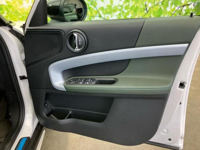 MINI クーパーDクロスオーバーアンテイムドエディション 新品タイヤ/保証書/純正 SDナビ/衝突安全装置/シートヒーター/車線逸脱防止支援システム/シート フルレザー/パーキングアシスト バックガイド/パーキングアシスト 自動操舵 革シート バックカメラ(4枚目)