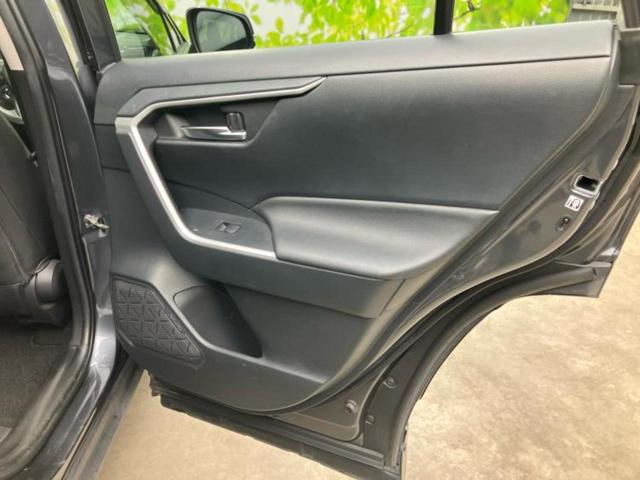RAV4 X 新品タイヤ/純正エアロ/純正 9インチ SDナビ/衝突安全装置/車線逸脱防止支援システム/パーキングアシスト バックガイド/ドライブレコーダー 前後/ヘッドランプ LED 衝突被害軽減システム(5枚目)