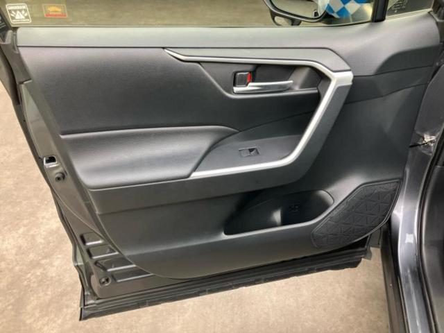 RAV4 X 新品タイヤ/純正エアロ/純正 9インチ SDナビ/衝突安全装置/車線逸脱防止支援システム/パーキングアシスト バックガイド/ドライブレコーダー 前後/ヘッドランプ LED 衝突被害軽減システム(6枚目)