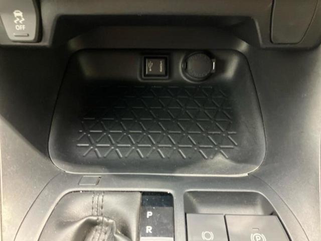 RAV4 X 新品タイヤ/純正エアロ/純正 9インチ SDナビ/衝突安全装置/車線逸脱防止支援システム/パーキングアシスト バックガイド/ドライブレコーダー 前後/ヘッドランプ LED 衝突被害軽減システム(27枚目)