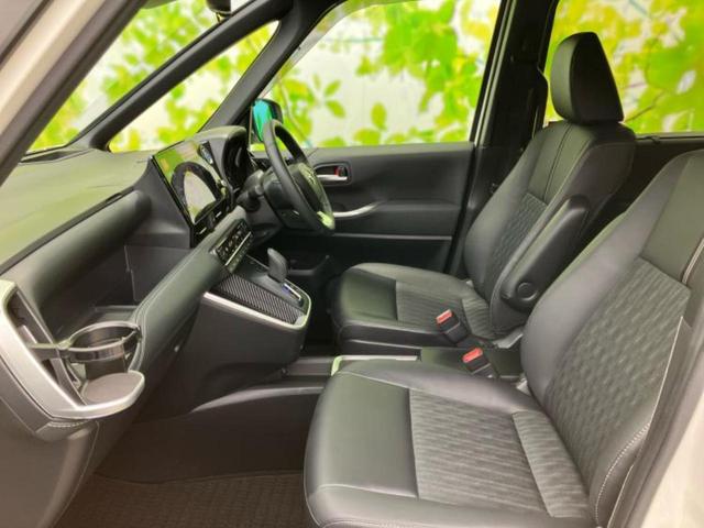 ノア ハイブリッドＳ－Ｚ　新品タイヤ／保証書／ディスプレイオーディオ＋ナビ１０．５インチ／デジタルインナーミラー／衝突安全装置／両側電動スライドドア／シートヒーター　前席／全方位モニター／車線逸脱防止支援システム　全周囲カメラ（21枚目）