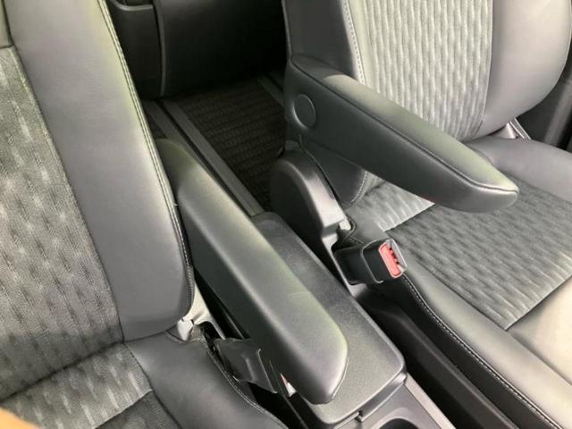 ノア ハイブリッドＳ－Ｚ　新品タイヤ／保証書／ディスプレイオーディオ＋ナビ１０．５インチ／デジタルインナーミラー／衝突安全装置／両側電動スライドドア／シートヒーター　前席／全方位モニター／車線逸脱防止支援システム　全周囲カメラ（35枚目）