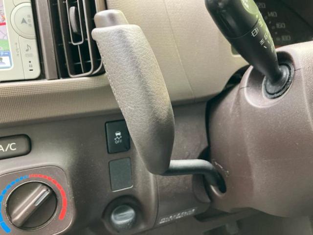 パッソ Ｘ　Ｌパッケージ　新品タイヤ／純正　ＳＤナビ／ＥＴＣ／ＥＢＤ付ＡＢＳ／アイドリングストップ／バックモニター／ＤＶＤ／エアバッグ　運転席／エアバッグ　助手席／パワーウインドウ／エンジンスタートボタン／キーレスエントリー（17枚目）