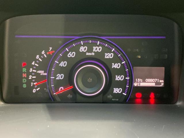 ステップワゴンスパーダ スパーダＺクールスピリットインターナビセレク　保証書／純正　ＨＤＤナビ／フリップダウンモニター／両側電動スライドドア／シート　ハーフレザー／パーキングアシスト　バックガイド／ヘッドランプ　ＨＩＤ／ＥＴＣ／ＥＢＤ付ＡＢＳ　バックカメラ　後席モニター（13枚目）