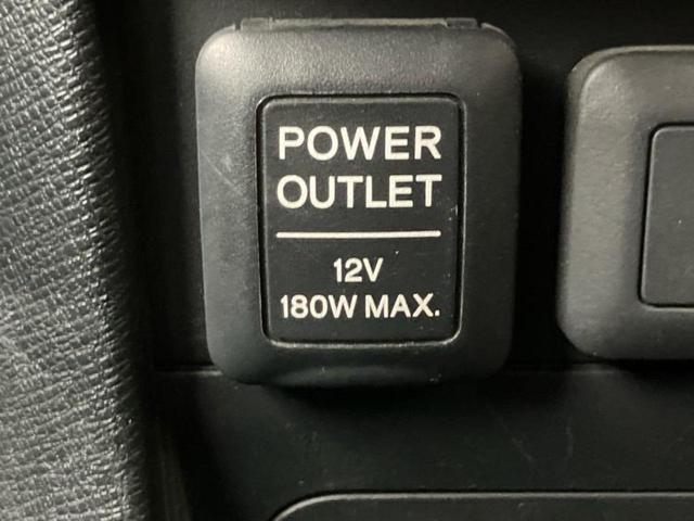 ステップワゴンスパーダ スパーダＺクールスピリットインターナビセレク　保証書／純正　ＨＤＤナビ／フリップダウンモニター／両側電動スライドドア／シート　ハーフレザー／パーキングアシスト　バックガイド／ヘッドランプ　ＨＩＤ／ＥＴＣ／ＥＢＤ付ＡＢＳ　バックカメラ　後席モニター（33枚目）