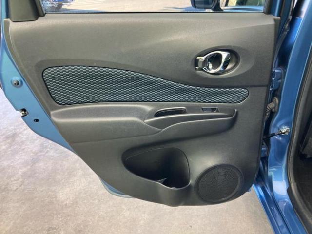 ノート Ｘ　ＤＩＧ－Ｓ　新品タイヤ／純正　ＳＤナビ／エマージェンシーブレーキ／ドライブレコーダー　前後／ヘッドランプ　ＨＩＤ／Ｂｌｕｅｔｏｏｔｈ接続／ＥＴＣ／ＥＢＤ付ＡＢＳ／横滑り防止装置／アイドリングストップ　バックカメラ（7枚目）