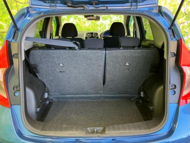 ノート Ｘ　ＤＩＧ－Ｓ　新品タイヤ／純正　ＳＤナビ／エマージェンシーブレーキ／ドライブレコーダー　前後／ヘッドランプ　ＨＩＤ／Ｂｌｕｅｔｏｏｔｈ接続／ＥＴＣ／ＥＢＤ付ＡＢＳ／横滑り防止装置／アイドリングストップ　バックカメラ（8枚目）