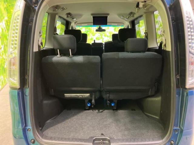 セレナ ２０Ｘ　ＶセレクションプラスセーフティＨＶ　新品タイヤ／純正　８インチ　メモリーナビ／フリップダウンモニター　純正　１０インチ／エマージェンシーブレーキ／両側電動スライドドア／アラウンドビューモニター／車線逸脱防止支援システム　全周囲カメラ（6枚目）