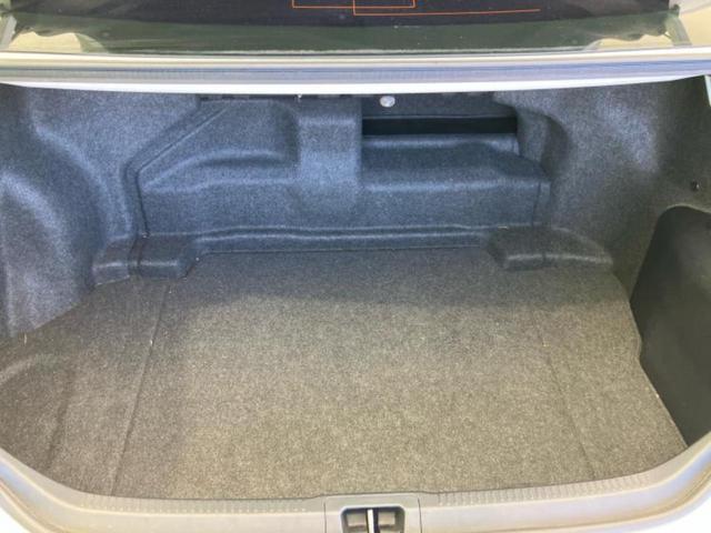 カムリ ハイブリッドＧパッケージ　純正　ＨＤＤナビ／Ｂｌｕｅｔｏｏｔｈ接続／ＥＴＣ／ＥＢＤ付ＡＢＳ／横滑り防止装置／アイドリングストップ／バックモニター／ワンセグＴＶ／ＤＶＤ／エアバッグ　運転席／エアバッグ　助手席／エアバッグ　サイド（8枚目）