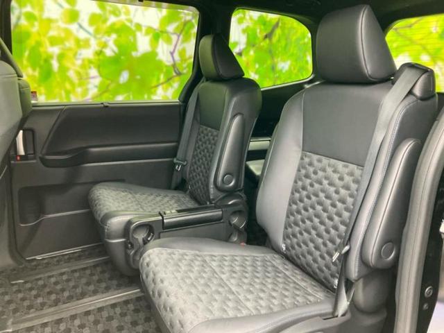 ヴォクシー ハイブリッドＳ－Ｚ　新品タイヤ／保証書／ディスプレイオーディオ＋ナビ１０．５インチ／フリップダウンモニター　純正　１４インチ／トヨタセーフティセンス／両側電動スライドドア／シートヒーター　衝突被害軽減システム　ＤＶＤ再生（22枚目）