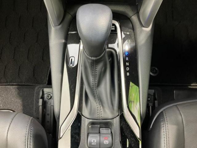 カローラクロス ハイブリッドＺ　保証書／ディスプレイオーディオ＋ナビ１０インチ／衝突安全装置／シートヒーター／車線逸脱防止支援システム／シート　ハーフレザー／電動バックドア／ヘッドランプ　ＬＥＤ／ＥＴＣ２．０　衝突被害軽減システム（18枚目）