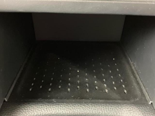 カローラクロス ハイブリッドＺ　保証書／ディスプレイオーディオ＋ナビ１０インチ／衝突安全装置／シートヒーター／車線逸脱防止支援システム／シート　ハーフレザー／電動バックドア／ヘッドランプ　ＬＥＤ／ＥＴＣ２．０　衝突被害軽減システム（26枚目）