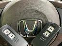 WECARS(ウィーカーズ)は全国250店舗展開!作業の都合上、車両をご覧頂けない場合がございます。来店前にお問合せ下さい