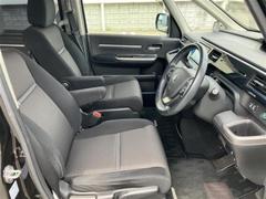 ＷＥＣＡＲＳではほぼ毎日新しい在庫車両を入荷しております！お客様のこだわりを叶える１台がきっとＷＥＣＡＲＳにあるはずです！ 5