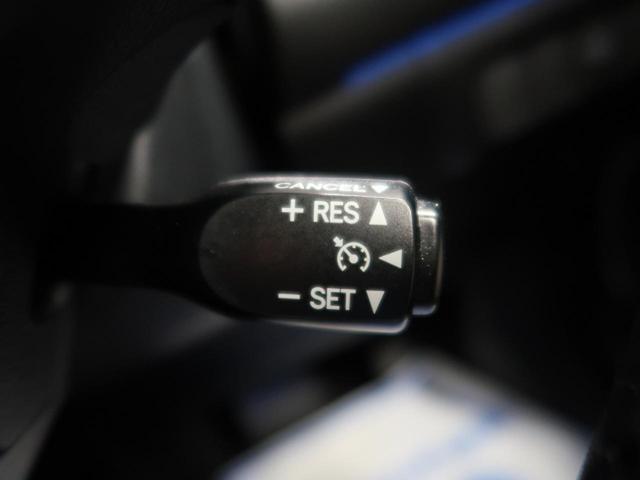 プレミアム 禁煙車 1オーナー 9型BIG-Xナビ クルーズコントロール フルセグ 純正18アルミ LEDヘッドライト&LEDフォグ ブラックハーフレザーシート ETC バックカメラ パワーシート スマートキー(4枚目)