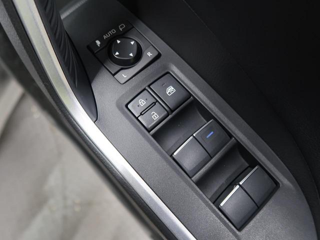 G Zパッケージ 禁煙車 4WD 純正ディスプレイオーディオ 全周囲カメラ シートヒーター ブラックレザーシート 純正19インチアルミホイール ルーフレール パワーシート パワーバックドア LEDヘッドライト フォグ(33枚目)