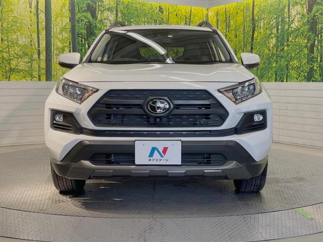 ＲＡＶ４ アドベンチャー　オフロードパッケージ　４ＷＤ　セーフティセンス　ディスプレイオーディオ　Ｂｌｕｅｔｏｏｔｈ　レーダークルーズコントロール　ＥＴＣ　バックカメラ　ＡＣ１００Ｖ電源　シートベンチレーション　デジタルインナーミラー（15枚目）