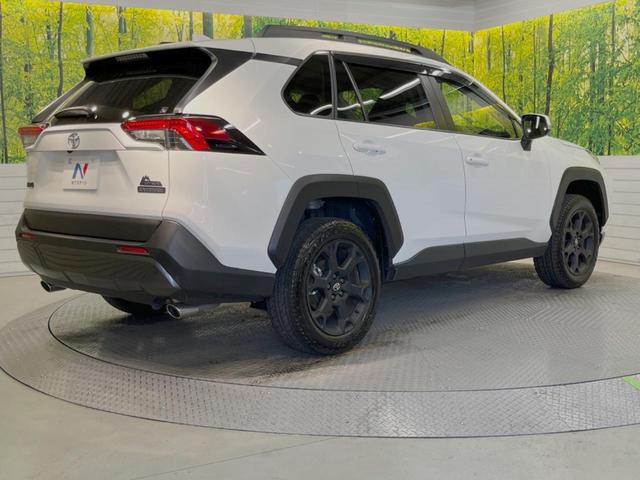 ＲＡＶ４ アドベンチャー　オフロードパッケージ　４ＷＤ　セーフティセンス　ディスプレイオーディオ　Ｂｌｕｅｔｏｏｔｈ　レーダークルーズコントロール　ＥＴＣ　バックカメラ　ＡＣ１００Ｖ電源　シートベンチレーション　デジタルインナーミラー（18枚目）