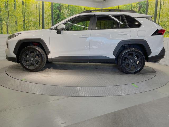 ＲＡＶ４ アドベンチャー　オフロードパッケージ　４ＷＤ　セーフティセンス　ディスプレイオーディオ　Ｂｌｕｅｔｏｏｔｈ　レーダークルーズコントロール　ＥＴＣ　バックカメラ　ＡＣ１００Ｖ電源　シートベンチレーション　デジタルインナーミラー（23枚目）