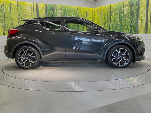 Ｃ－ＨＲ Ｇ　ハイブリッド　禁煙車　トヨタセーフティセンス　レーダークルーズコントロール　レーンキープアシスト　クリアランスソナー　純正９型ナビ　Ｂｌｕｅｔｏｏｔｈ　バックカメラ　ＥＴＣ　シートヒーター（19枚目）