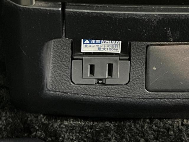 アルファード ２．５Ｓ　Ｃパッケージ　ムーンルーフ　モデリスタフルエアロ　両側電動スライドドア　１１型ナビ　バックカメラ　１２．８型後席モニター　ＡＣ１００Ｖ充電　３眼ＬＥＤヘッドランプセット　応急用タイヤ　衝突軽減　セーフティセンス（73枚目）