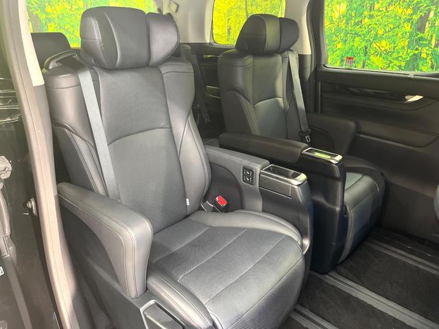 アルファード 2.5S Cパッケージ ツインムーンルーフ モデリスタエアロ 純正9型ナビ バックカメラ デジタルインナーミラー トヨタセーフティセンス レーダークルーズ 禁煙車 パワーバックドア 合皮シート シートエアコン/ヒーター(9枚目)