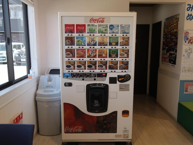 N-BOX L 電動スライドドア 純正9型ナビ バックカメラ ホンダセンシング レーダークルーズ 寒冷地仕様 禁煙車 前席シートヒーター ドライブレコーダー レーンキープ スマートキー LEDヘッド ETC(77枚目)