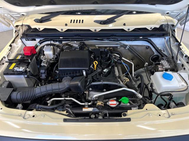ジムニーシエラ JC 4WD SDナビ バックカメラ スズキセーフティサポート 寒冷地仕様 禁煙車 前席シートヒーター スマートキー LEDヘッド ETC クルーズコントロール オートマチックハイビーム 車線逸脱警報(18枚目)