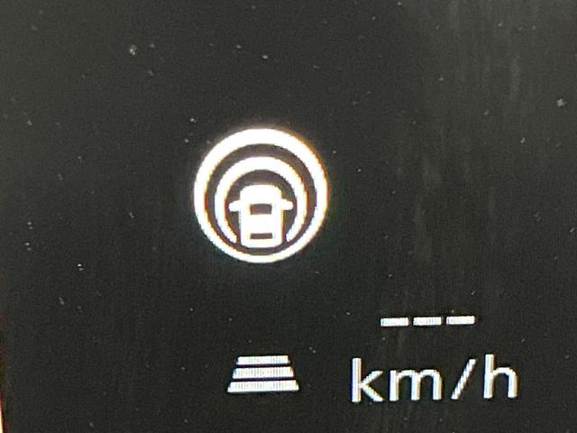 セレナ ハイウェイスターV 4WD 両側電動スライドドア 純正ナビ 後席モニター インテリジェントアラウンドビューモニター エマージェンシーブレーキ レーダークルーズ 禁煙車 シートヒーター ドラレコ コーナーセンサー(6枚目)