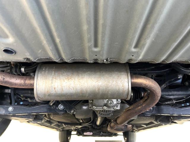 セレナ ハイウェイスターV 4WD 両側電動スライドドア 純正ナビ 後席モニター インテリジェントアラウンドビューモニター エマージェンシーブレーキ レーダークルーズ 禁煙車 シートヒーター ドラレコ コーナーセンサー(20枚目)