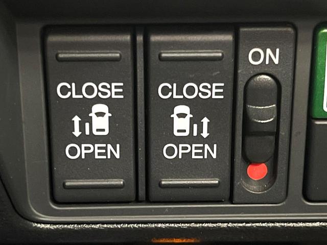 オデッセイハイブリッド e:HEVアブソルート・EX 両側電動スライドドア フリップダウン 純正10型ナビ マルチビューカメラシステム ホンダセンシング アダプティブクルーズコントロール 寒冷地仕様 AC100V電源 禁煙車 パワーバックドア(4枚目)