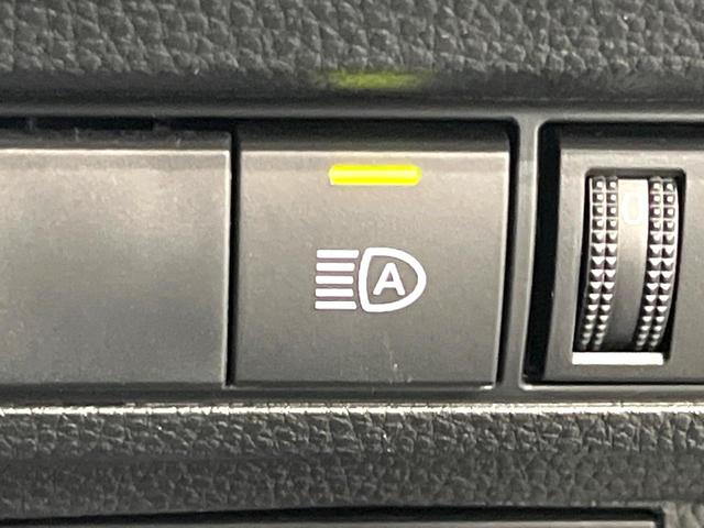 カローラクロス ハイブリッド　Ｚ　パノラマルーフ　純正１０．５型ナビ　パノラミックビューモニター　トヨタチームメイト　ディスプレイオーディオプラス　トヨタセーフティセンス　レーダークルーズ　禁煙車　ハーフレザーシート　パワーシート（40枚目）