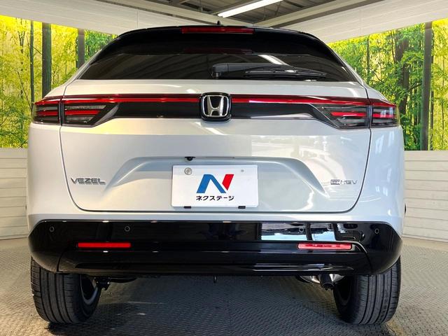 ヴェゼル e:HEV Z・PLaYパッケージ 登録済未使用車 パノラマルーフ 純正9型ナビ マルチビューカメラ アダプティブクルーズ シートヒーター ハーフレザーシート ハンズフリーパワーバックドア コーナーセンサー レーンキープ LEDヘッド(15枚目)