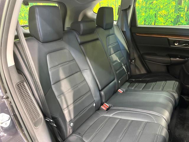 ＣＲ－Ｖハイブリッド ＥＸ・マスターピース　パノラミックサンルーフ　ホンダセンシング　アダプティブクルーズコントロール　純正ナビ　バックカメラ　禁煙車　寒冷地仕様　ハンズフリーパワーバックドア　パワーシート　シートヒーター　ドラレコ　本革シート（9枚目）